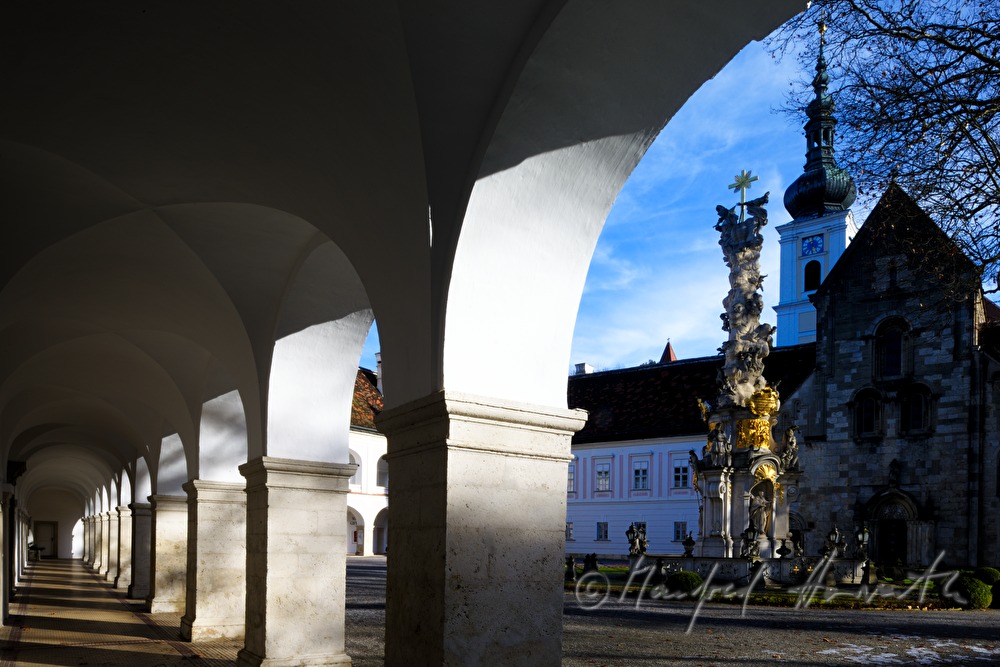 Holy Trinity Column and inner courtyard