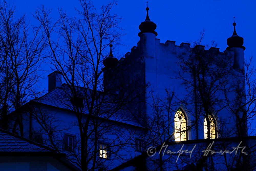 towers of Castle Ottensheim by night