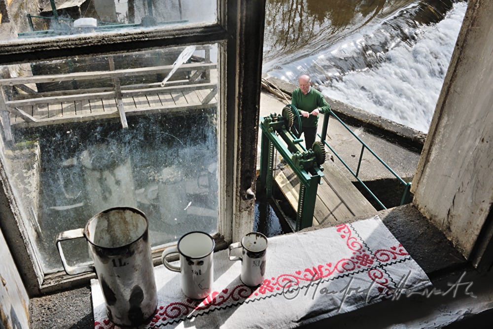 millner cranks to open the dam