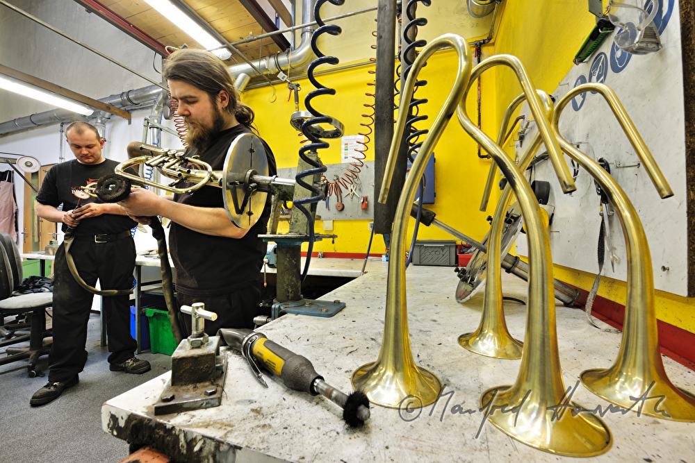 polishing trumpets (Model Gansch)