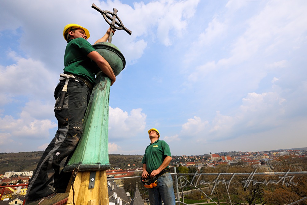 roofers put the peak on the dungeon