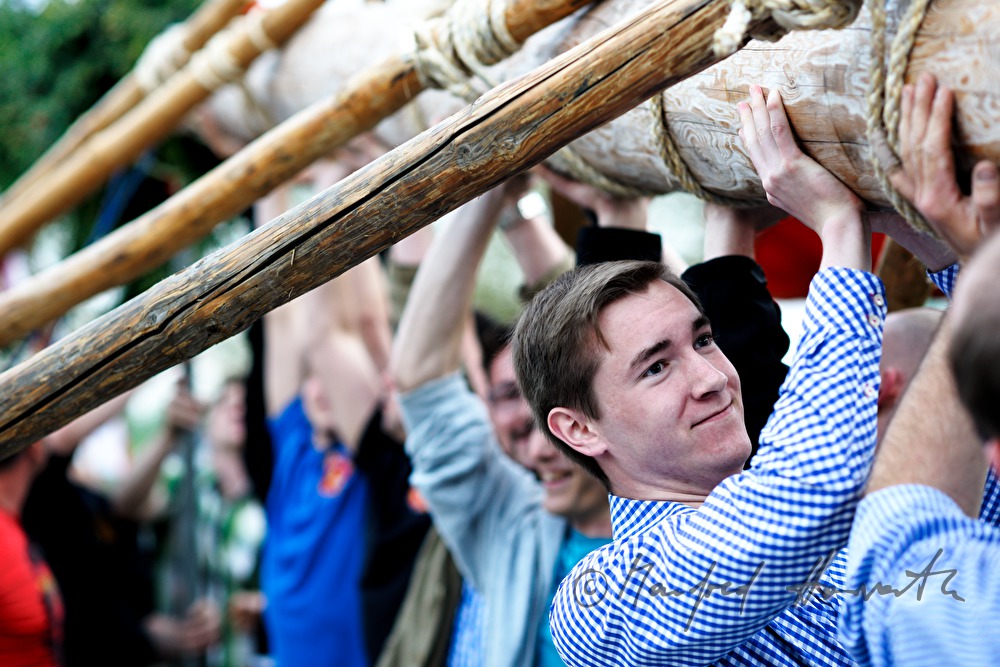 erecting the maypole on the 1st May