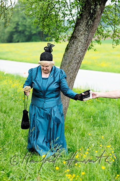 woman in traditional dress from the Mostviertel
