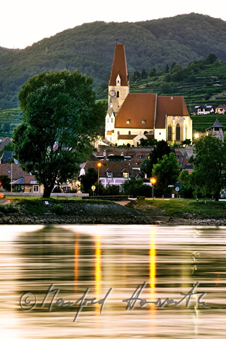 view from the ferry station St. Lorenz