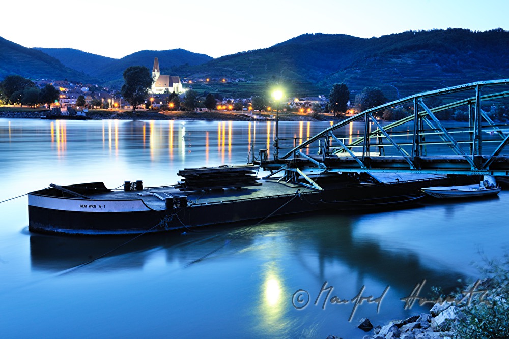 view from the ferry station St. Lorenz