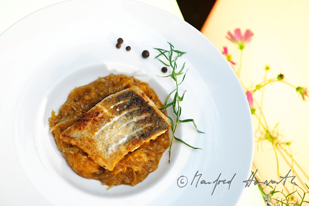fish dish: pike perch with sweet chilli cabbage