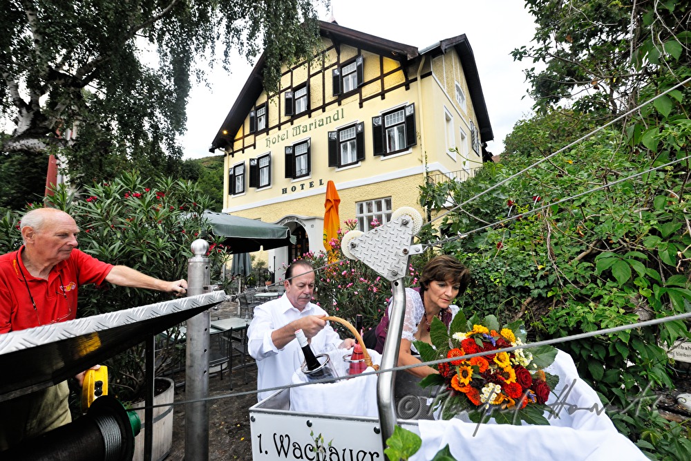 transport of picknic by rope way to the peak