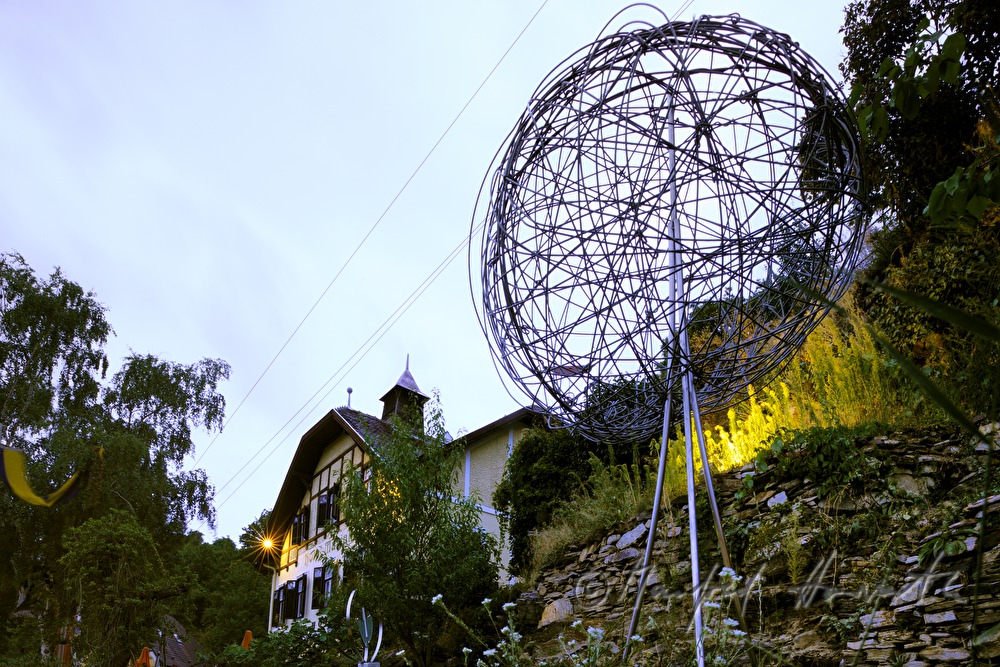 rock garden and sculpture of Hotel Mariandl