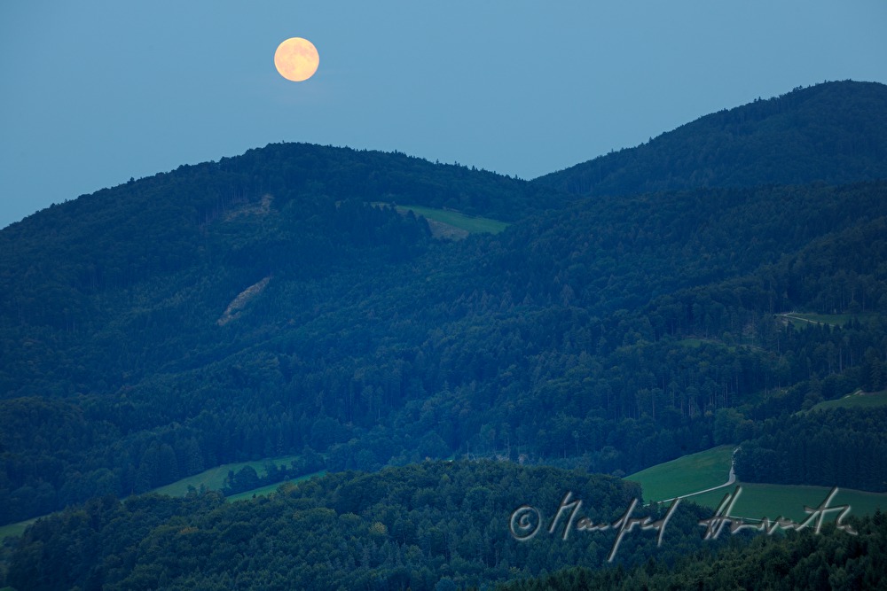 moonrise over the hills