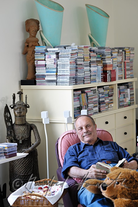 the painter CL Attersee in his studio