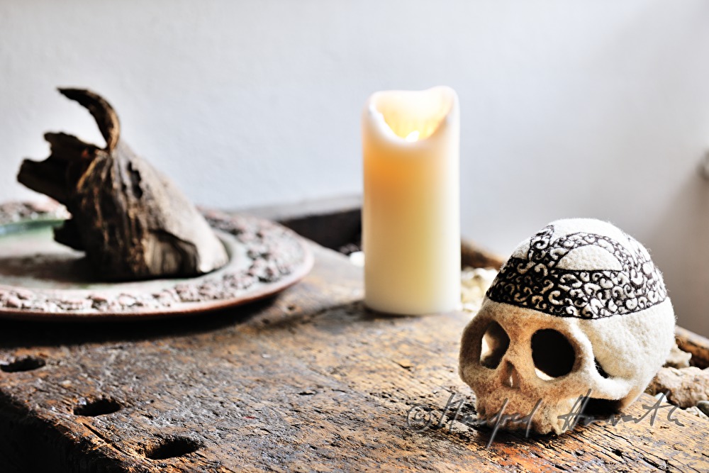 skull made of felt by Barbara Schmidt