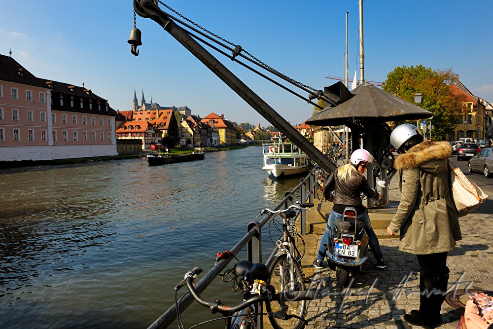 crane on the rivershore of the river Regnitz