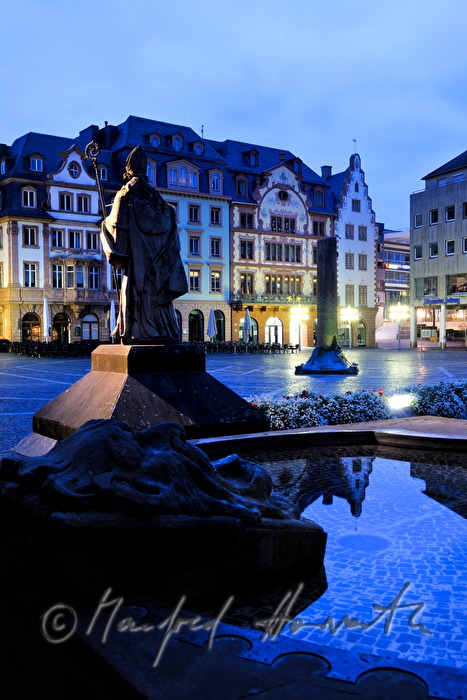 statue of Saint Boniface on the main square