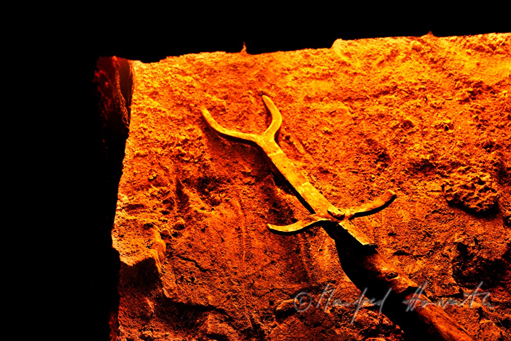 fireplace poker of the torrefaction hut