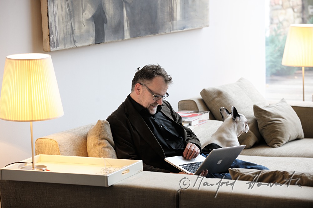 Oscar winner Stefan Ruzowitzky at home