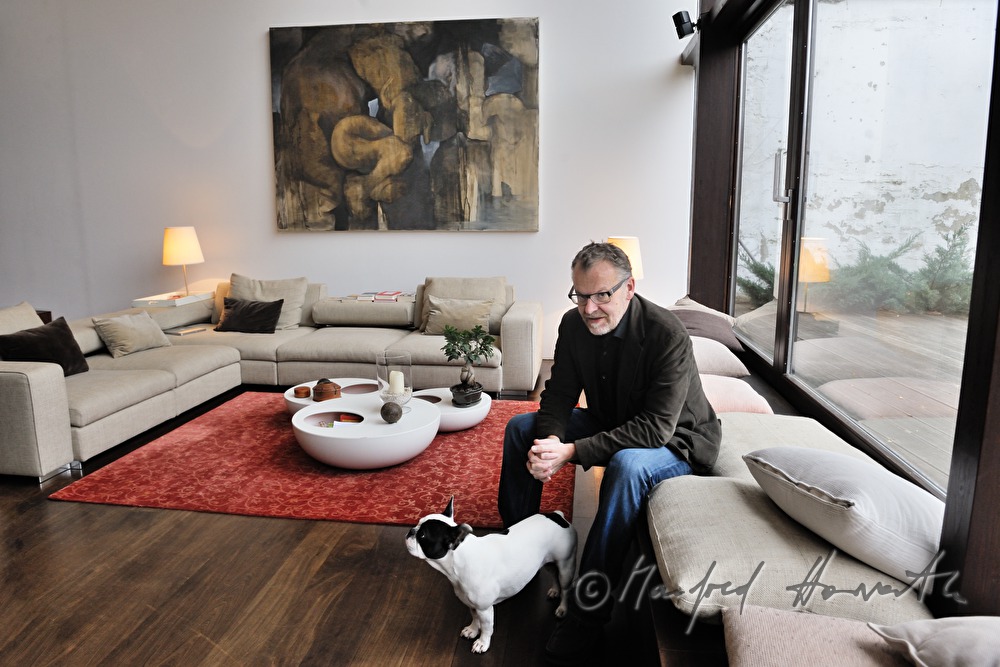 Oscar winner Stefan Ruzowitzky at home
