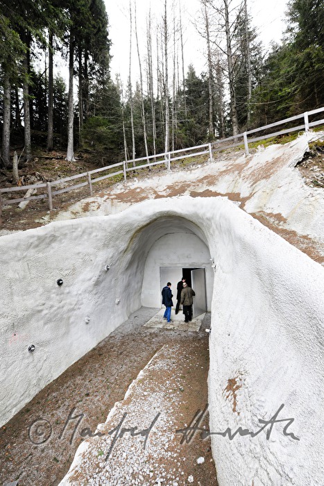 northern entrance to the geomagnetic tunnel