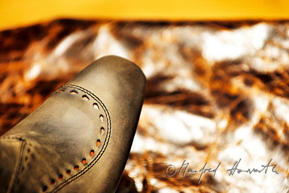 customer shoes and leather in the workshop