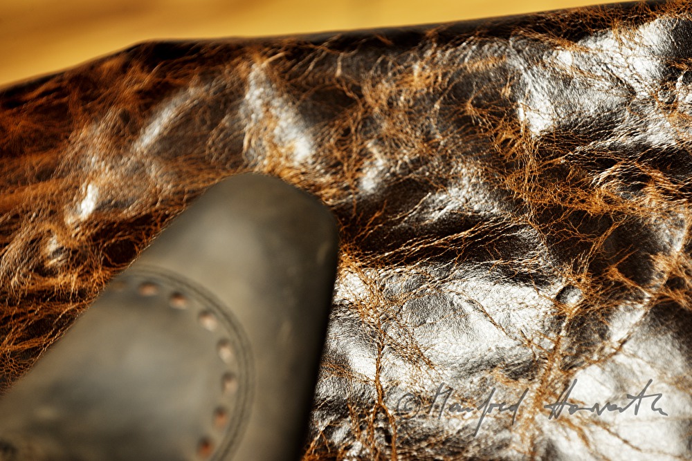 customer shoes and leather in the workshop