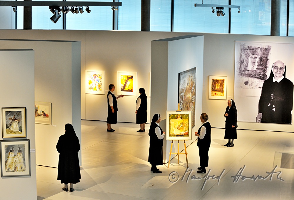 nuns visiting the exhibition of Elfriede Ettl