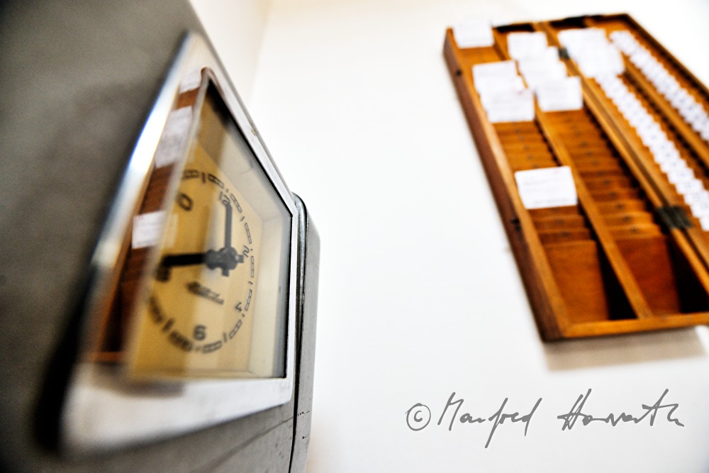 yarn button factory Slesinger: time stamp clock
