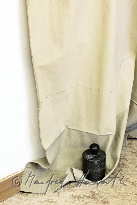 yarn button factory Slesinger: heft on the curtain