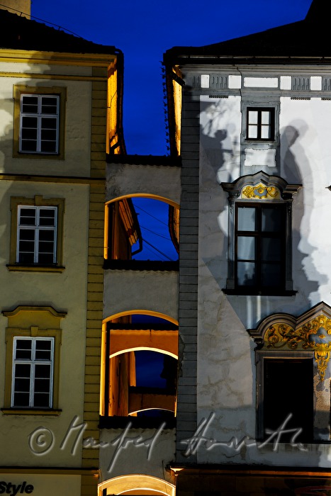 candle arches near the Upper Square
