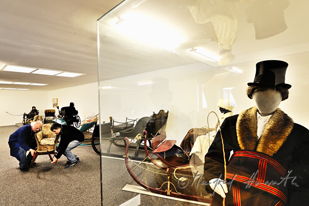 restorers building up an exhibition