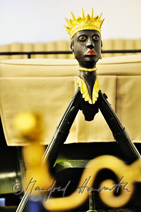 slade with carved head of a Moor