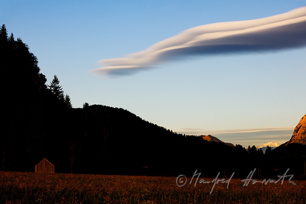 straitformed, stratified cloud
