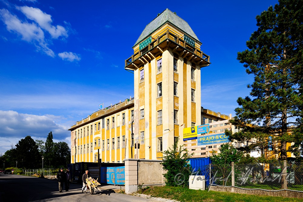the industrial monument of the former cotton spinning factory