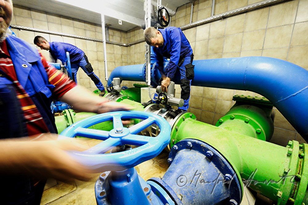 maintenance works of the pipes transporting drinking water
