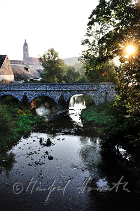 Romanesque stone bridge from the 12th century