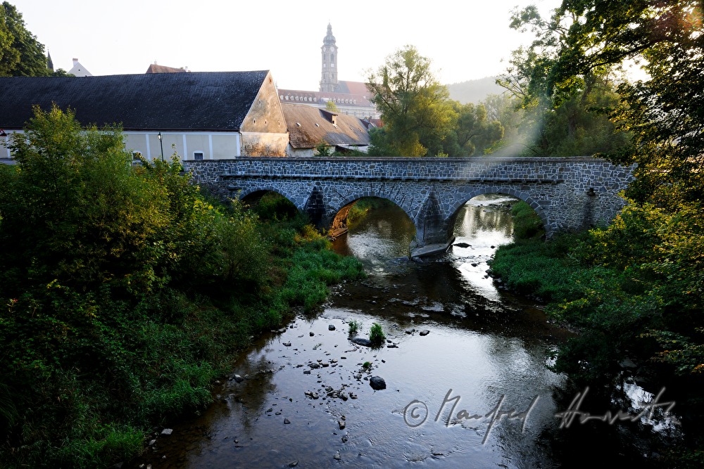 Romanesque stone bridge from the 12th century