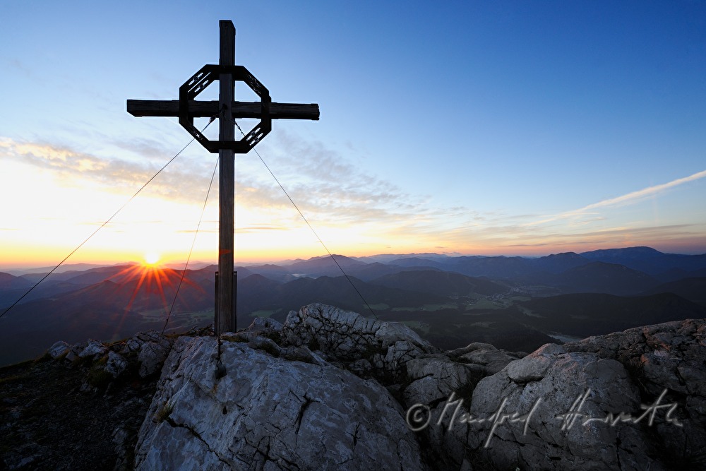 cross on the summit of the Gemeindealpe
