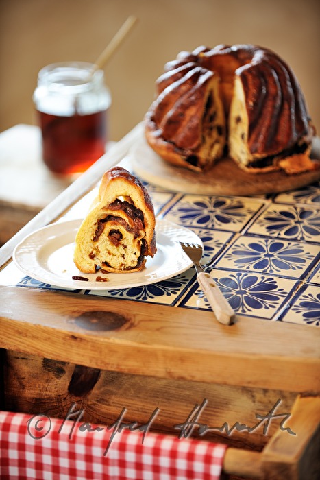 typical Carinthian dessert: Kärntner Reindling