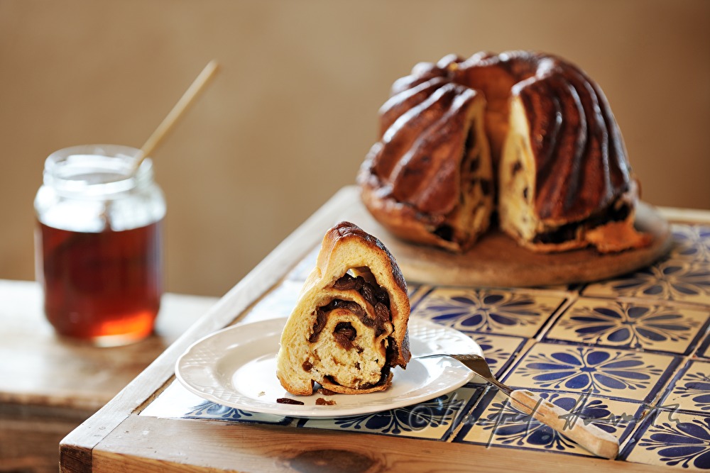 typical Carinthian dessert: Kärntner Reindling