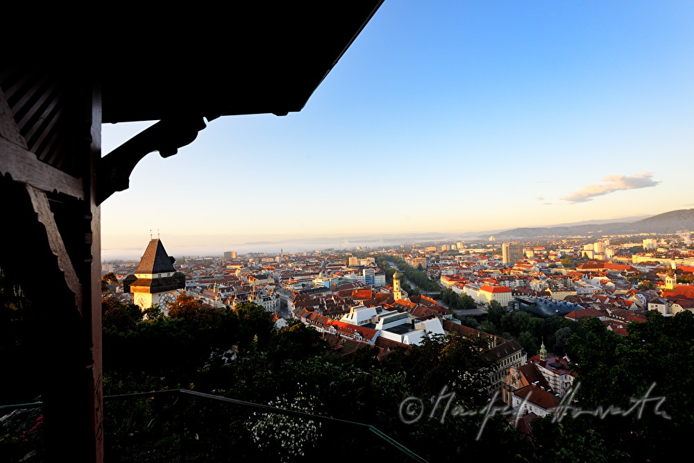 view from Schlossberg to the Old Town