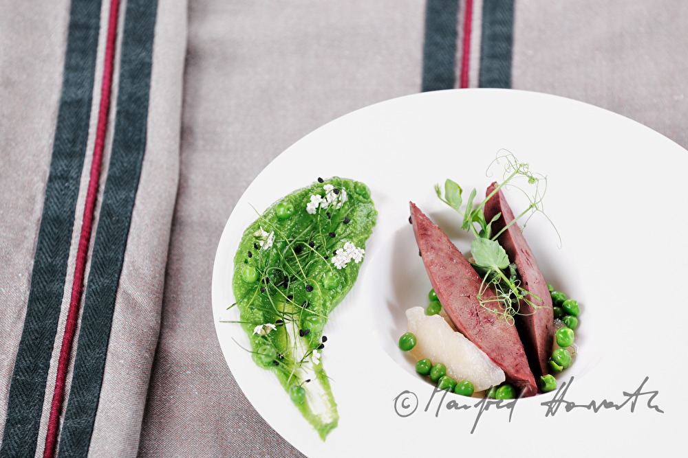 liver with peas puree