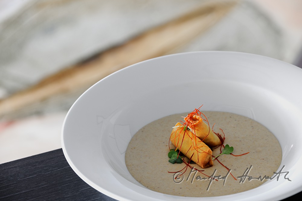 chestnut-walnut-soup with black pudding wan tan