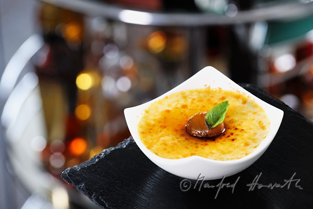 chestnut-creme-brulee with port wine icecream