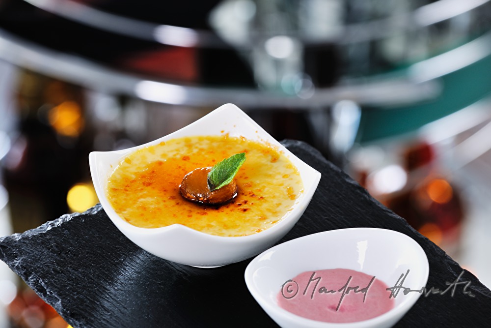 chestnut-creme-brulee with port wine icecream