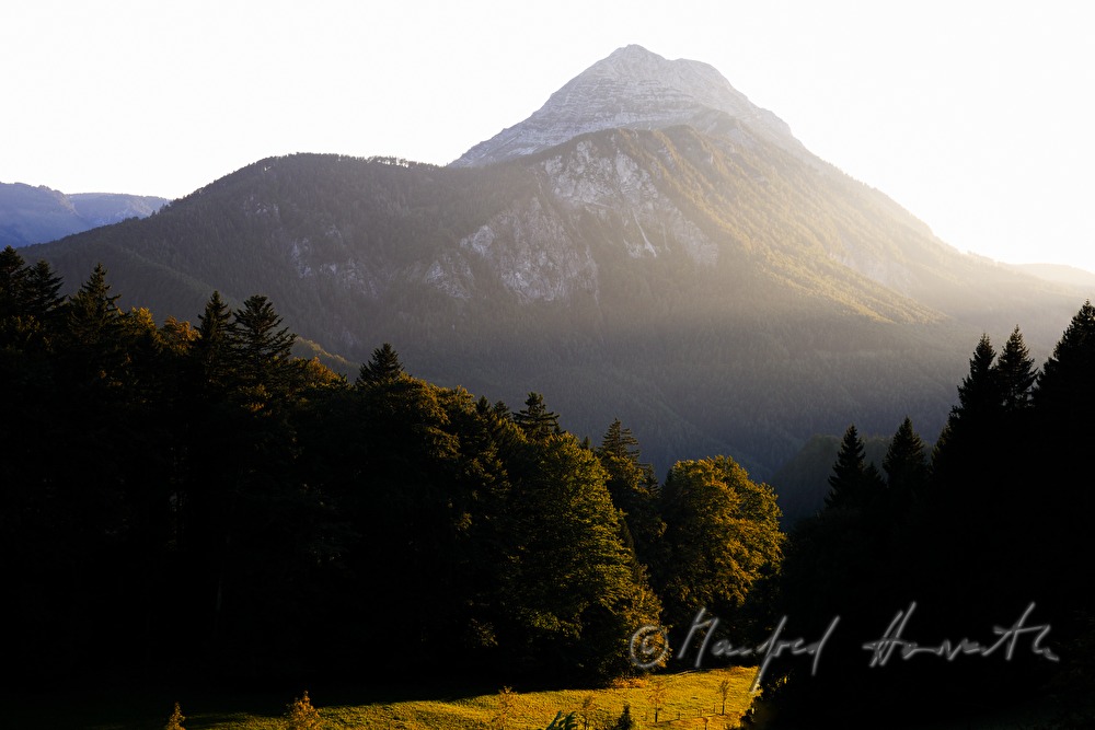 view from the Alpenhotel Gösing to the west