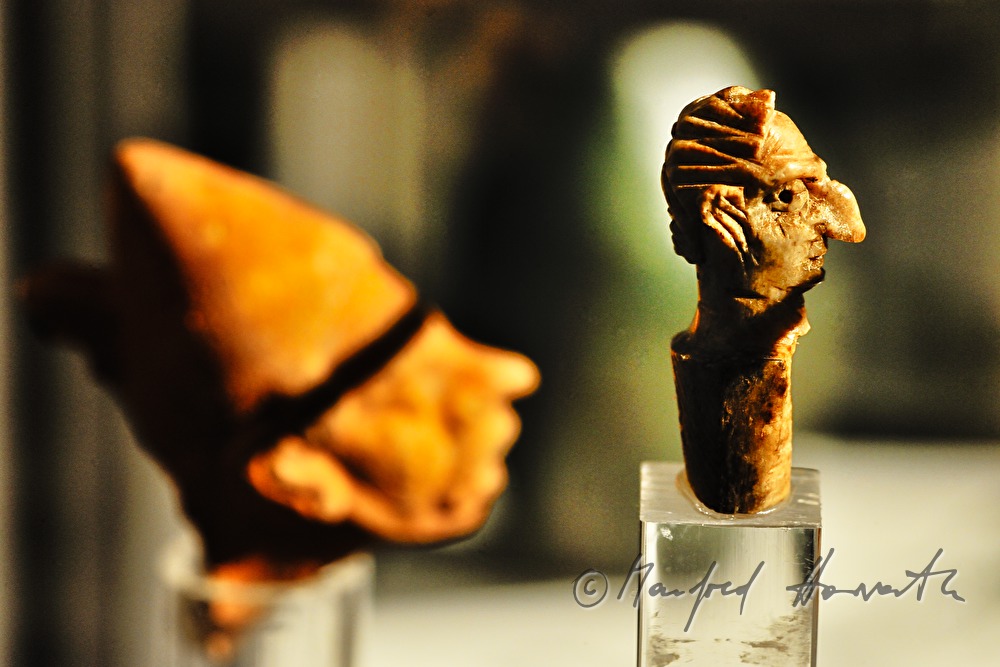 miniature carbons from the Roman Age