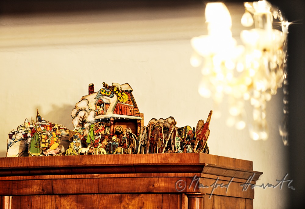 fretwork-christmas crib from the Czech Republic (1916)