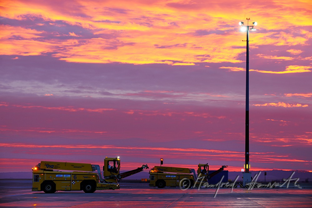 machines for deicing of the plane wings