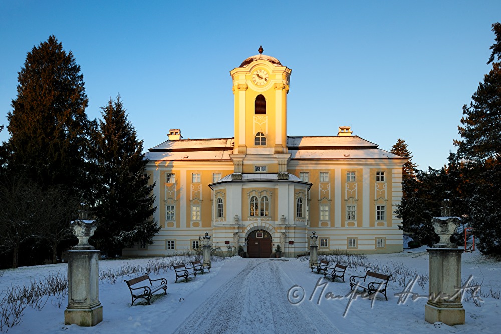 Renaissance-Castle Rosenau from 1593 B.C.