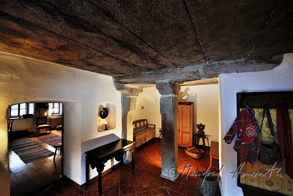lobby room with ceiling made of solid granite