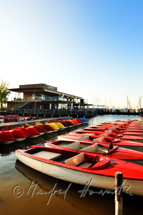 boat hire and restaurant 