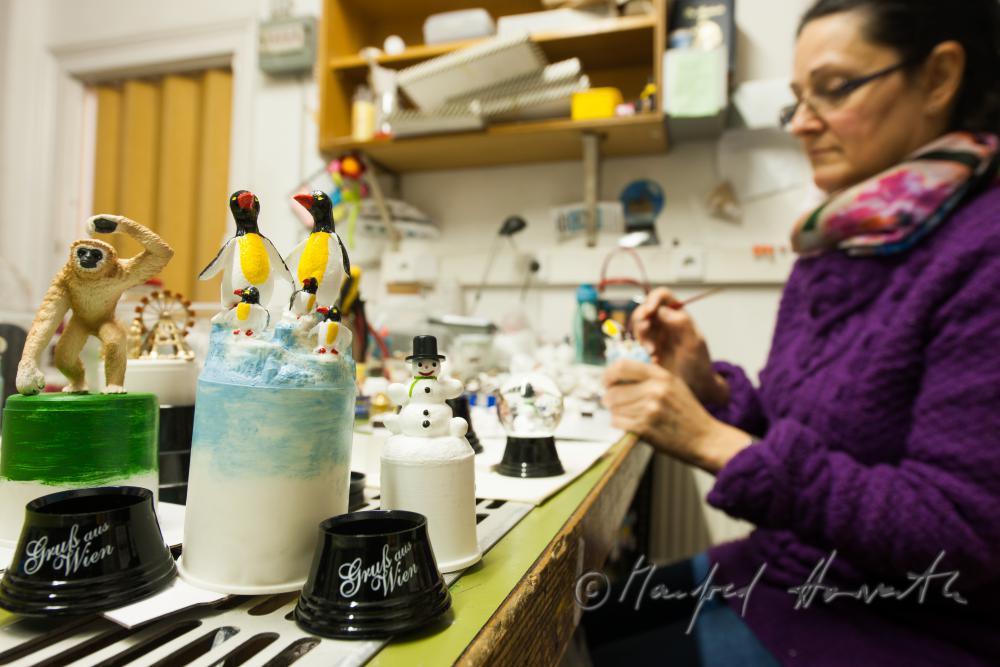 production of snow globes